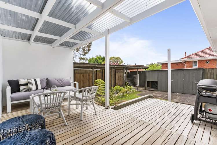 1/15 Rosier Road Glen Eden_15