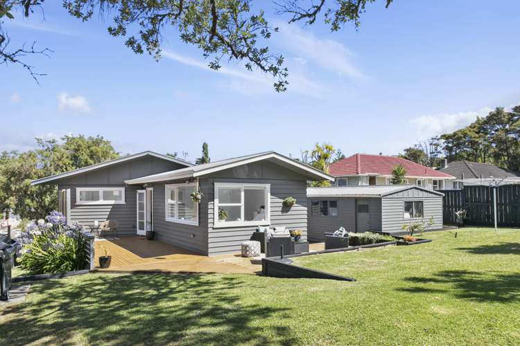68 Hilling Street Titirangi_20