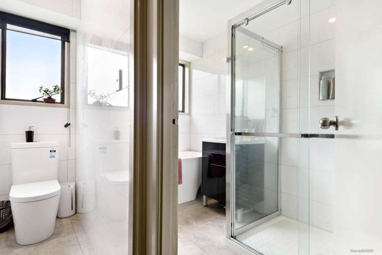 154 Solar Road Glen Eden_8