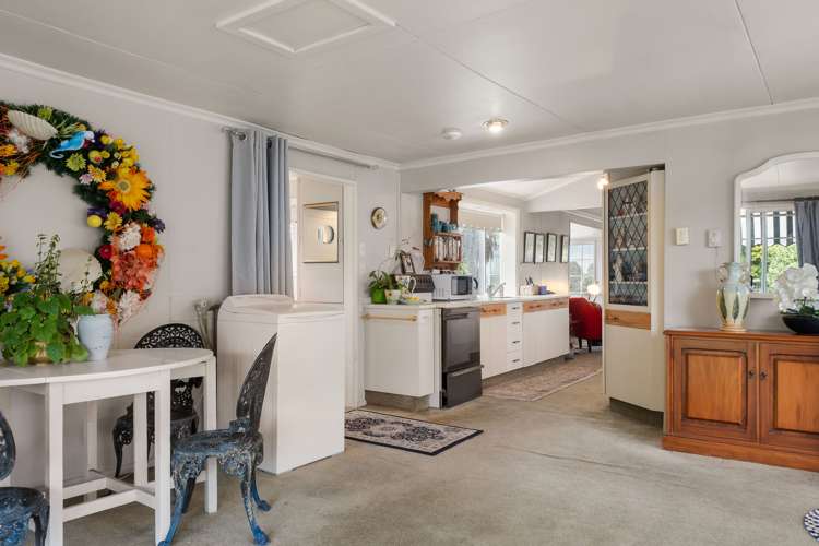 2 Rotten Row Waikuku Beach_12