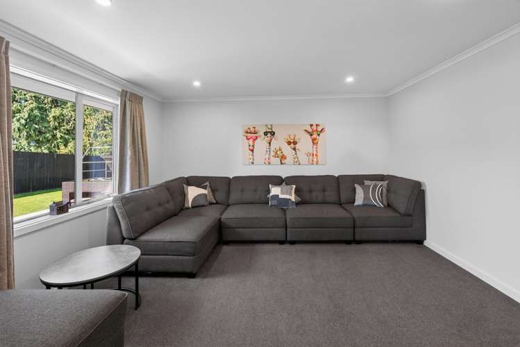 32 Geoff Geering Drive Netherby_7