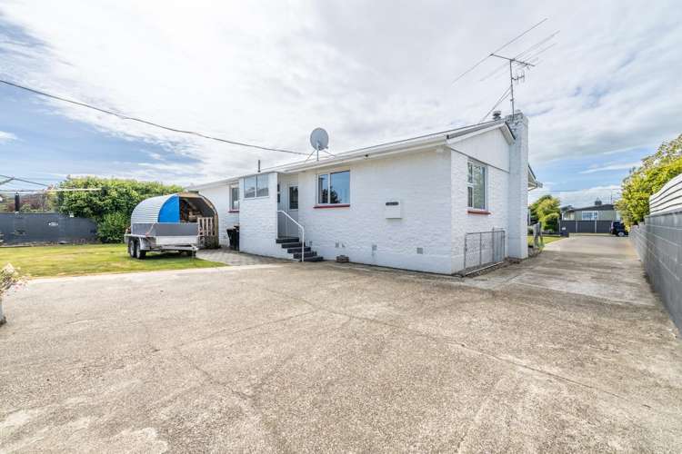 63 Edinburgh Crescent Waikiwi_18