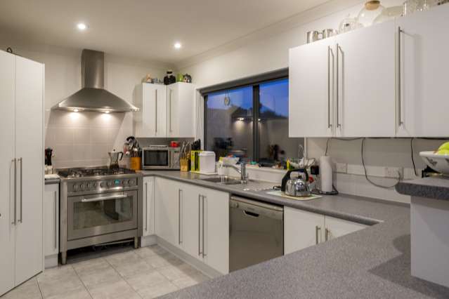 62 The Drive Paraparaumu Beach_4