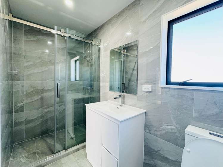 66A Maplesden Drive Clendon Park_4