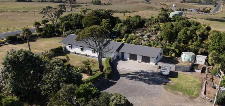 6139 South Road Rahotu_22