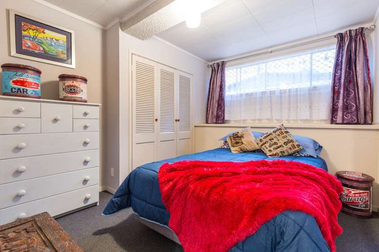 5 Hughes Terrace Te Atatu Peninsula_5