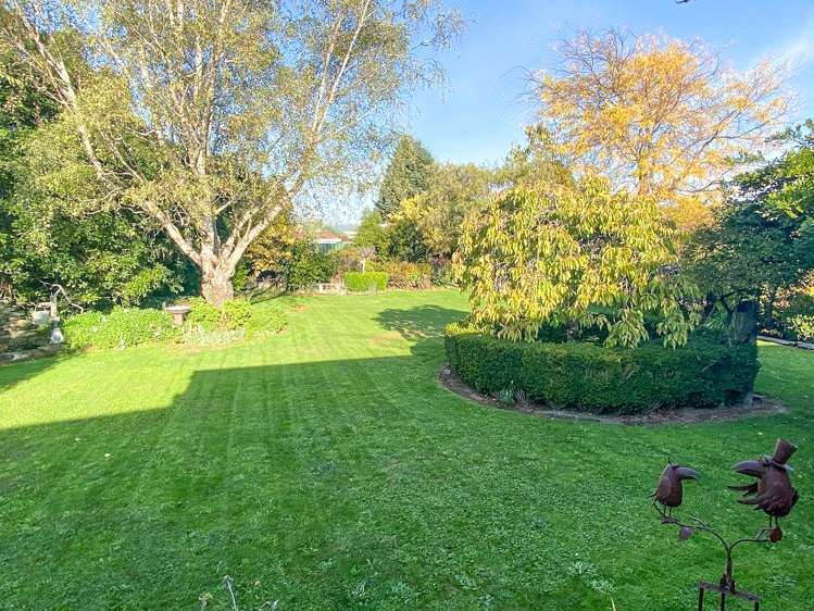 24 Armstrong Avenue Carterton_13