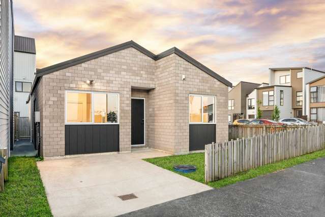 20 Herekino Street Westgate_3