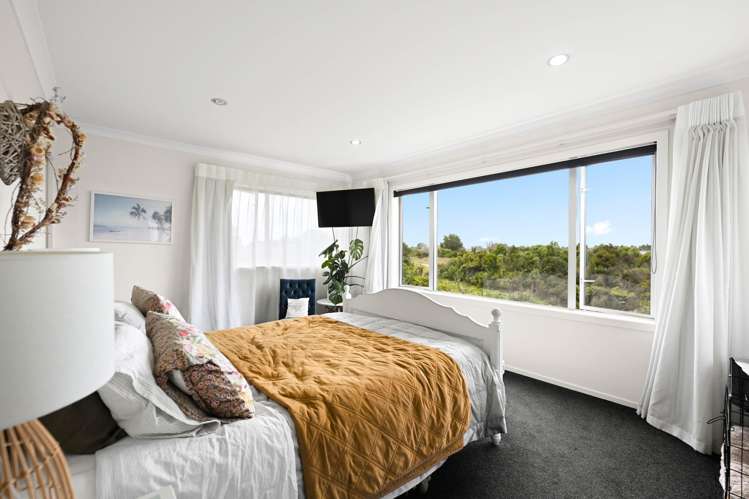 194 Saint James Drive Huntington_19