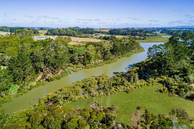 703e Ridge Road Riverhead_0