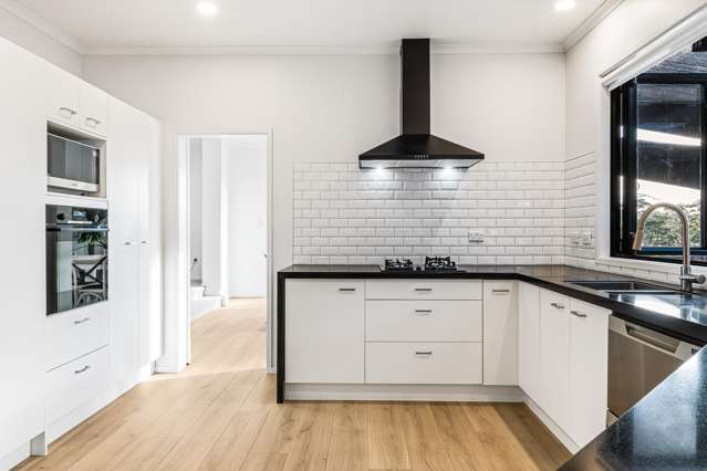 44 Pitoitoi Avenue Greenhithe_1