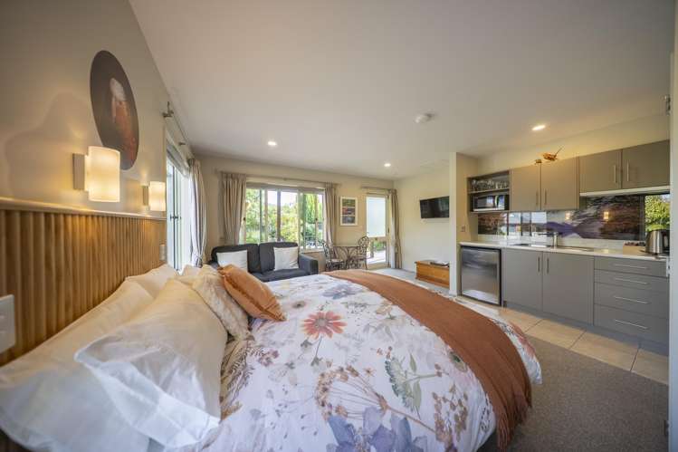 13 and 15 Melland Place Te Anau_11