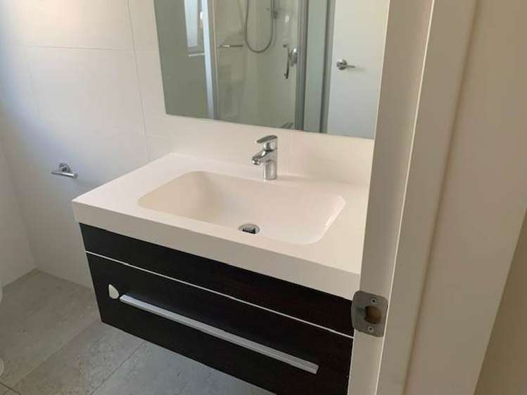 52 Butler Stoney Crescent Silverdale_12