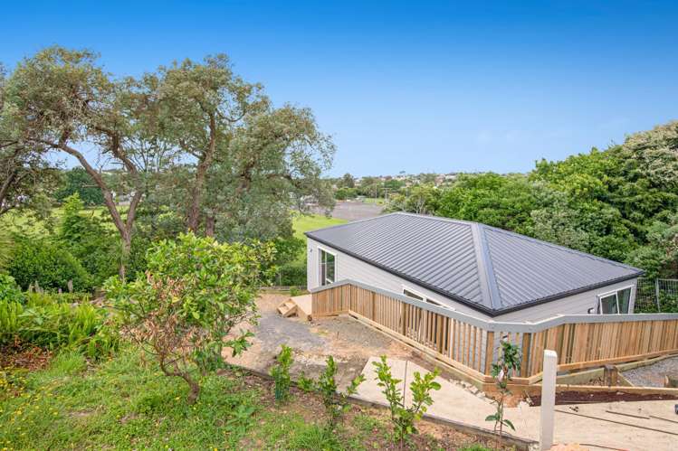 1/20 Polkinghorne Drive Manly_14