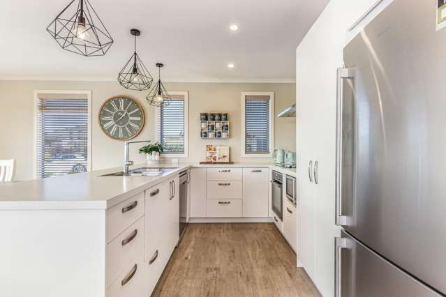 42 Katania Heights Brightwater_4