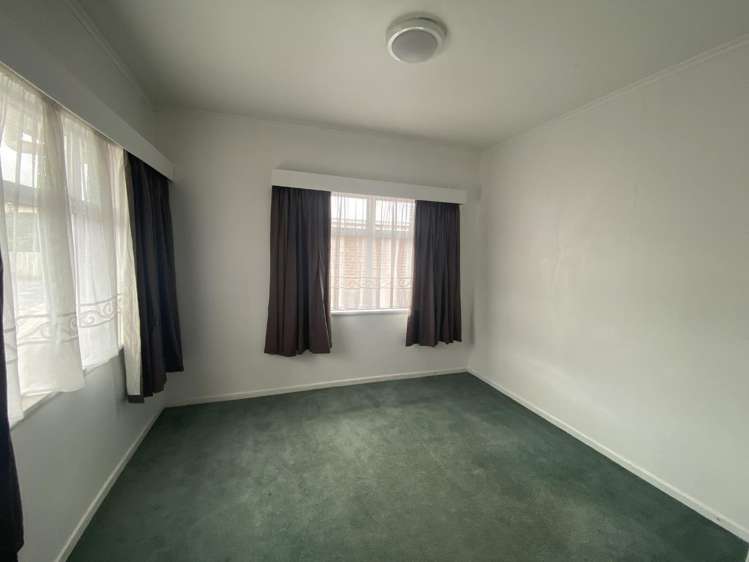 330 Western Hills Drive Avenues_7