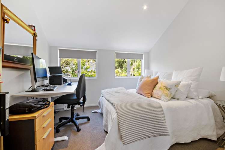 8 Queensway Three Kings_13