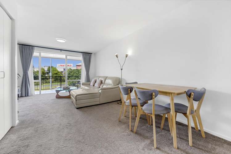 4/28 Oneroa Road East Tamaki_5