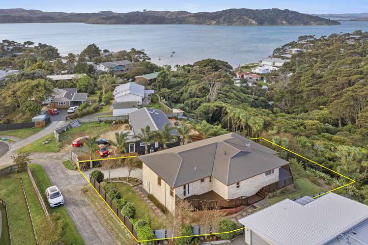 5b Sunshine Rise Raglan_34