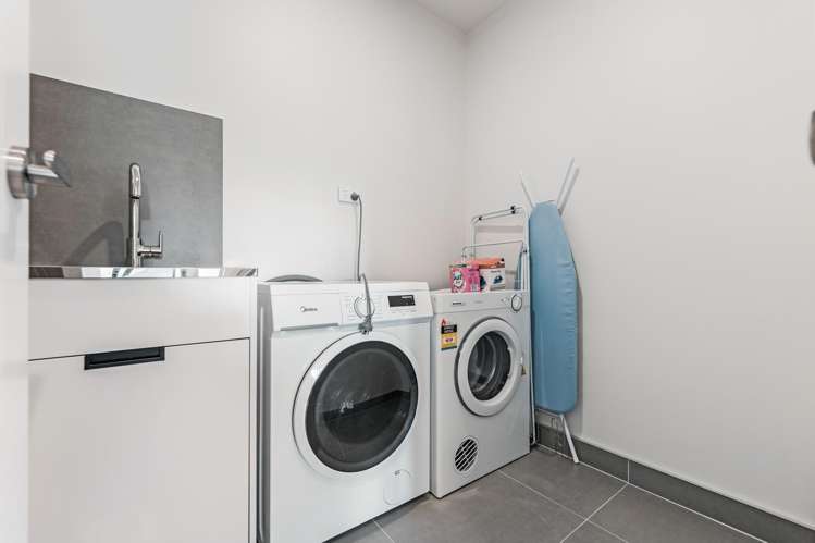 28 Johns Creek Crescent Silverdale_13