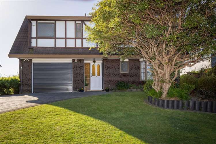 15A Cooneys Drive Matua_8