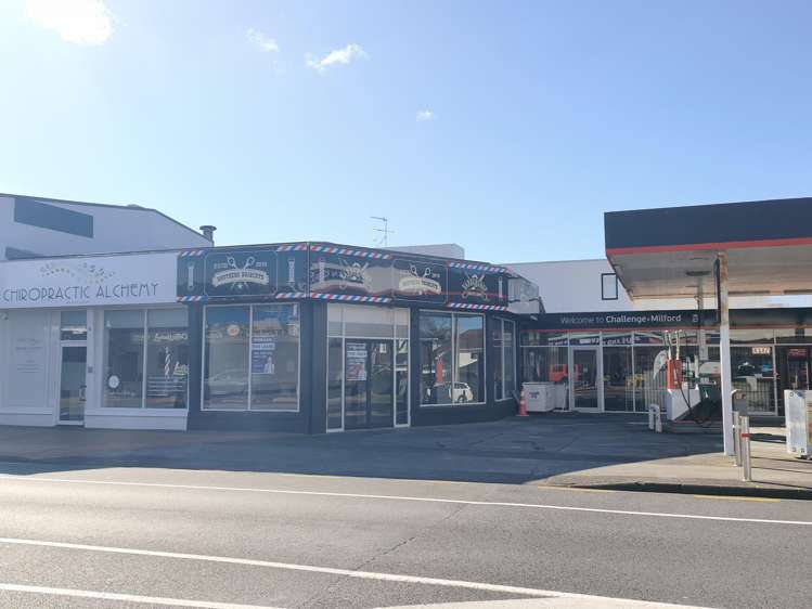 Shop 2/79 Kitchener Road_0