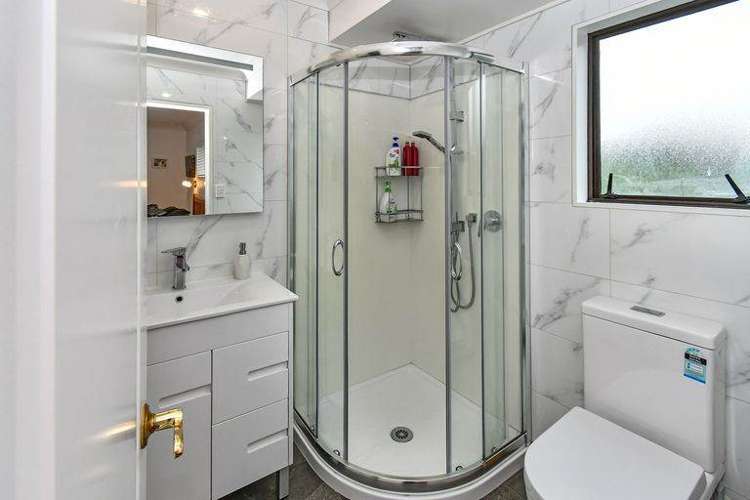 2/27 Queen Street Papakura_7