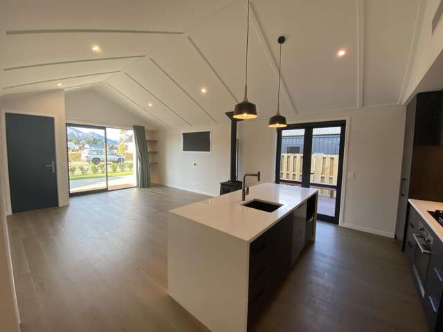 15 Gladbrook Street Wanaka_3