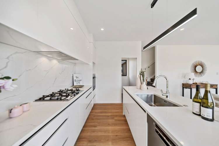 20a Catalina Crescent Forrest Hill_8