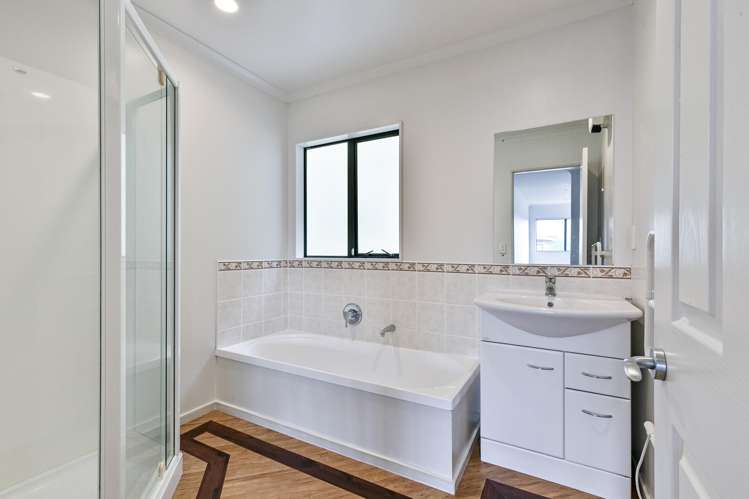 5a Bishops Glen Tawa_12