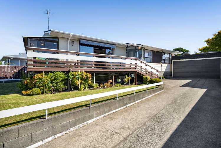 14 Trelawney Crescent Westown_24