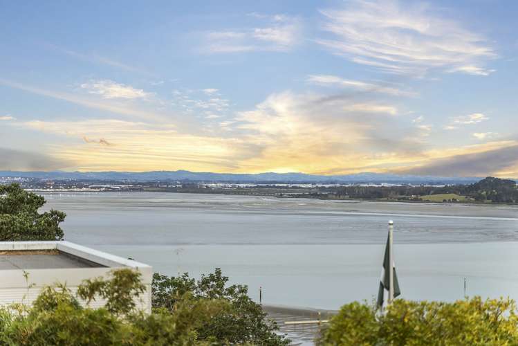 42 Sylvania Crescent Lynfield_18