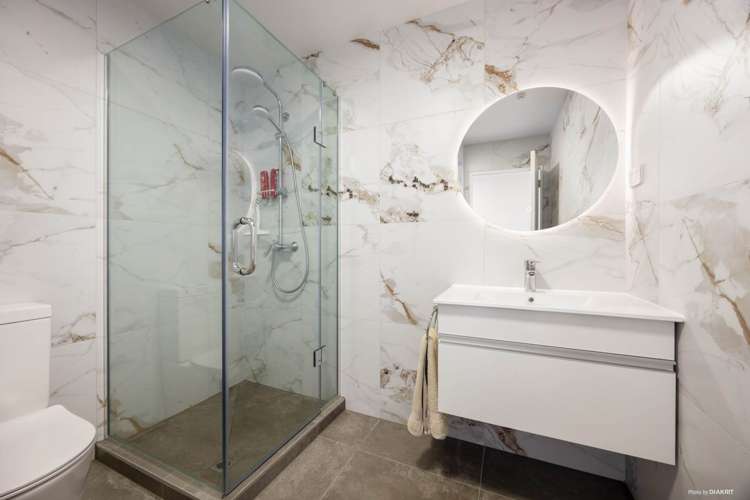 6/35 Centreway Road Orewa_6