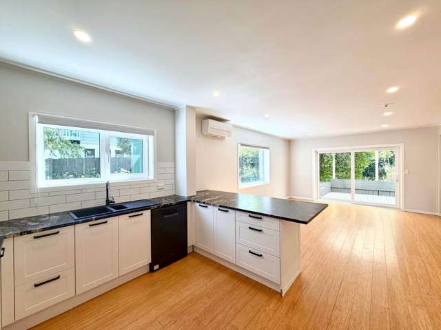 19 Wyoming Avenue Murrays Bay_4