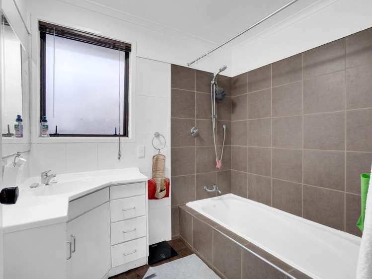 9 Aileen Place Nawton_13