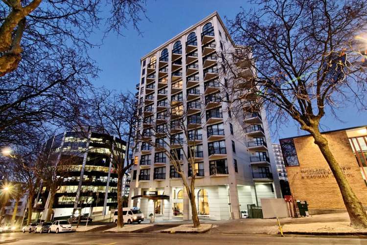 3q/100 Greys Avenue Auckland Central_0