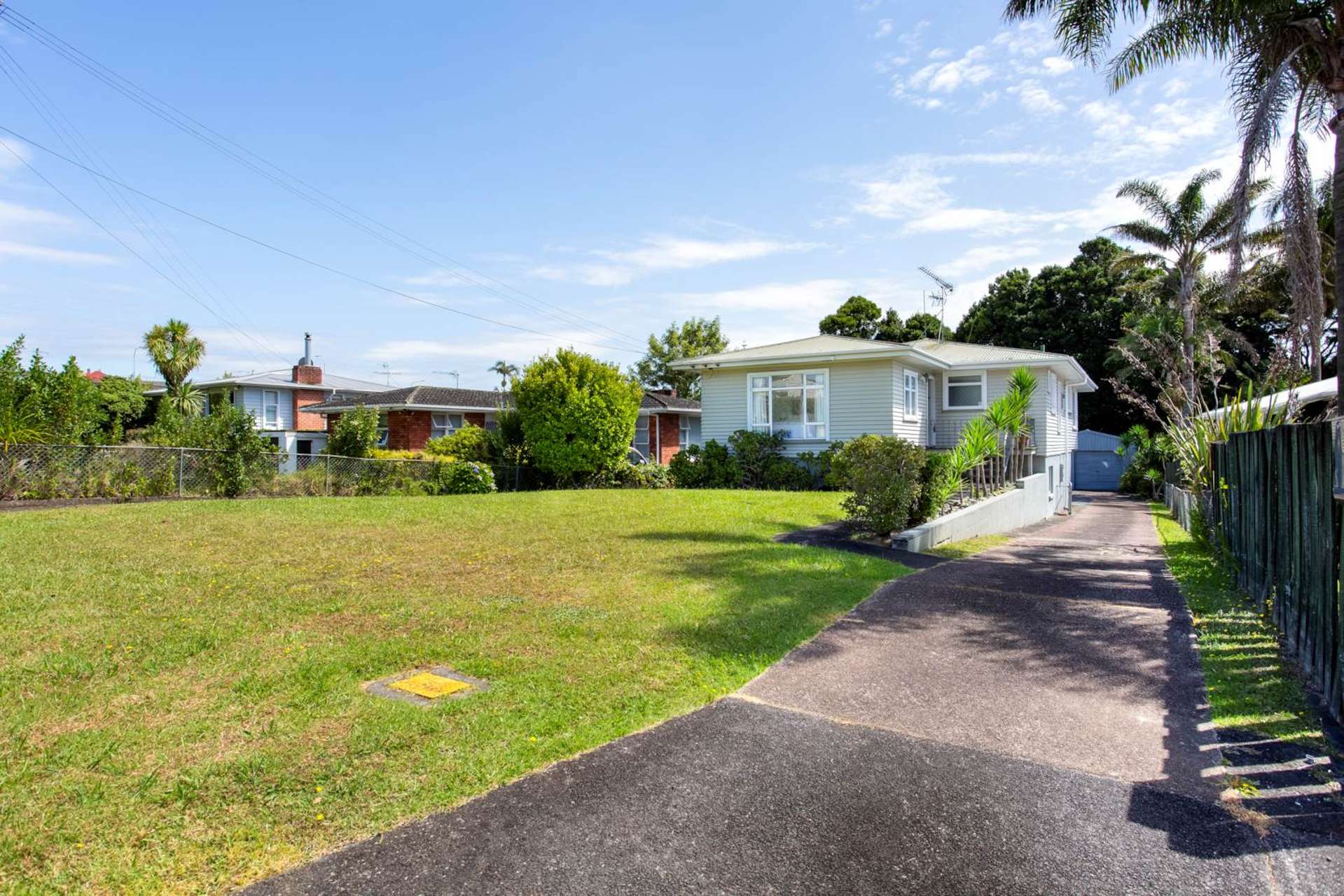 10 Covil Avenue Te Atatu South_0
