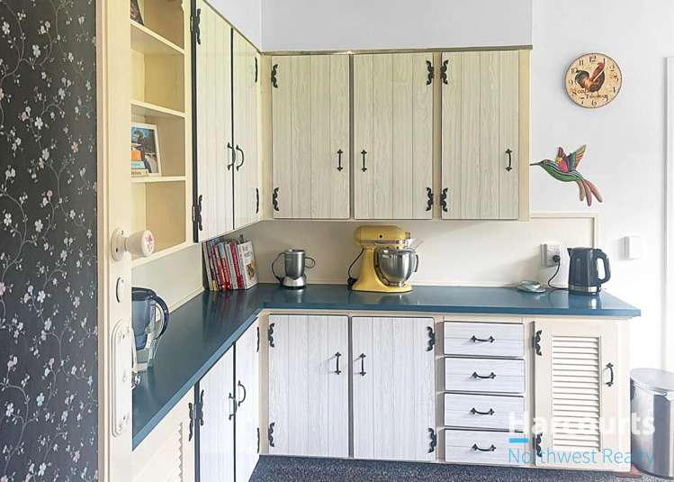 86 Tawa Road Kumeu_11