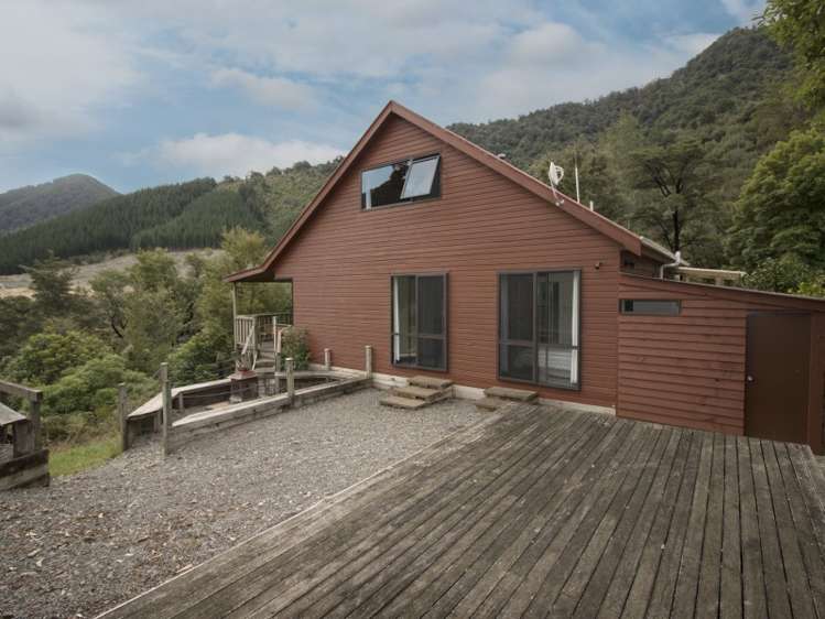 1028 Wakamarina Road Havelock_12