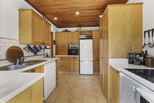 8 Allington Road Karori_3