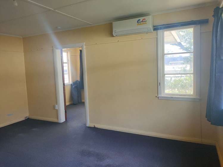 616 Featherston Street Roslyn_11