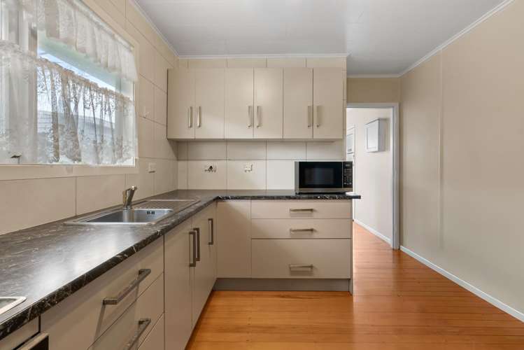 503 Massey Road Mangere_3