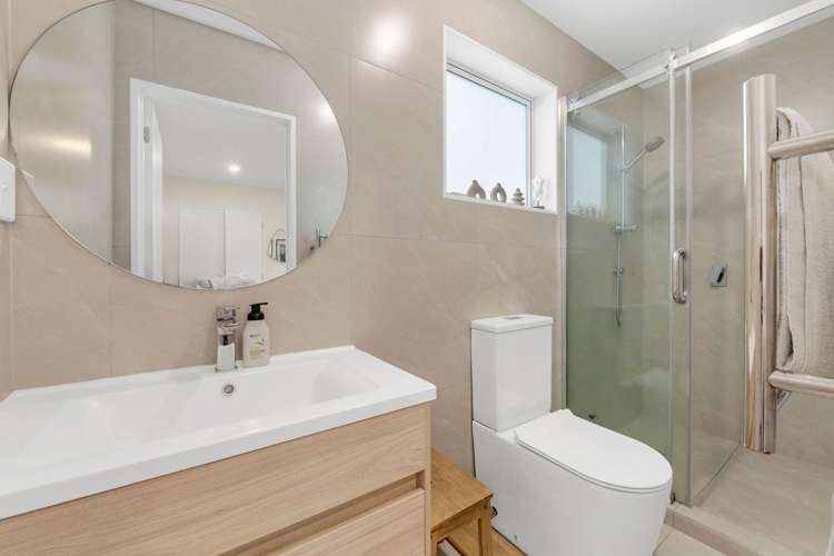 4A Pauline Place Bucklands Beach_6