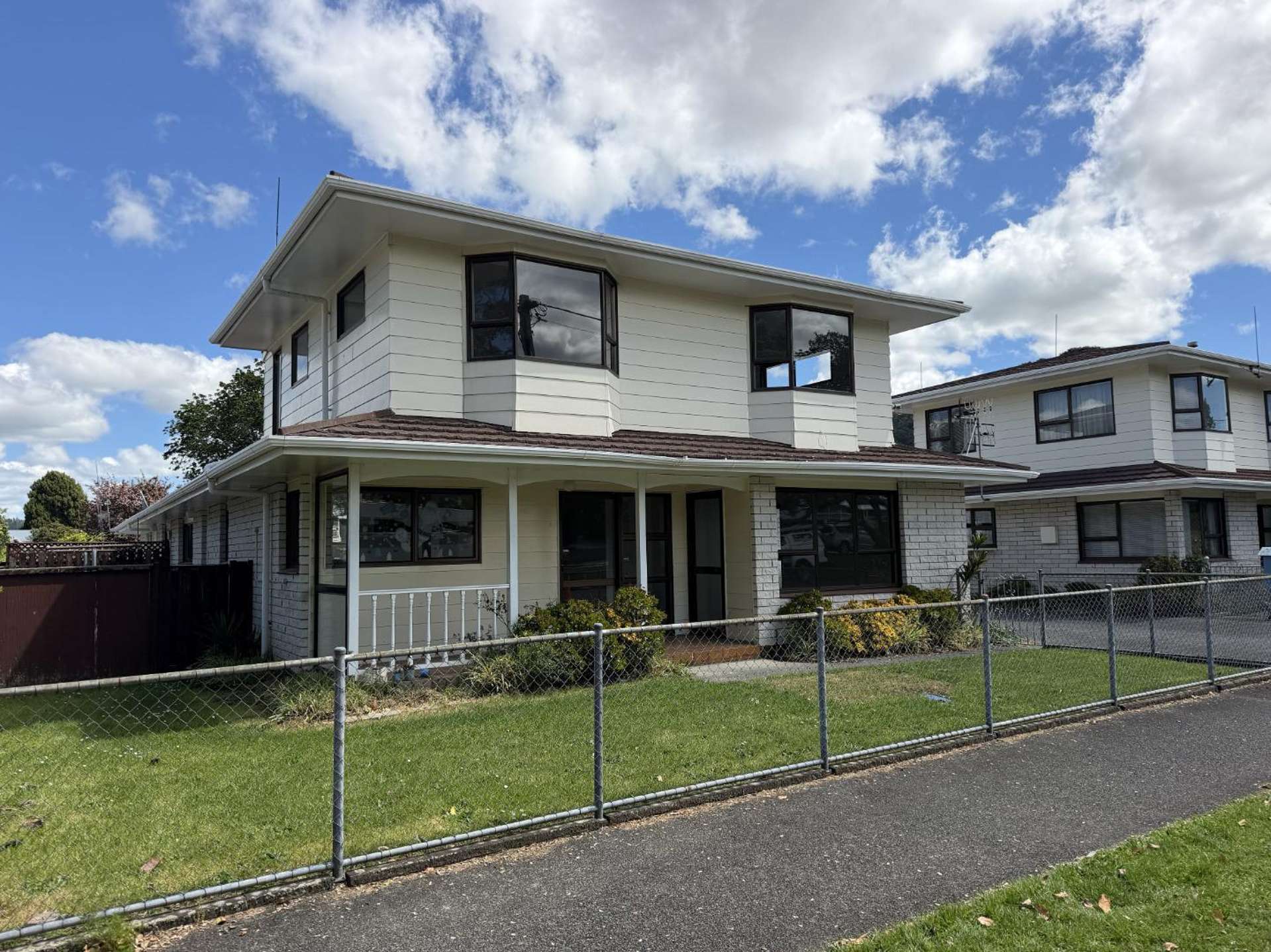 3 Apirana Avenue Regent_0