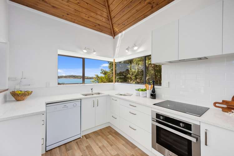 31a Ardern Avenue Stanmore Bay_10