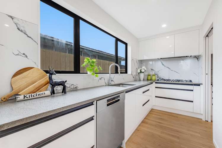 9B Coptic Place Mangere East_3