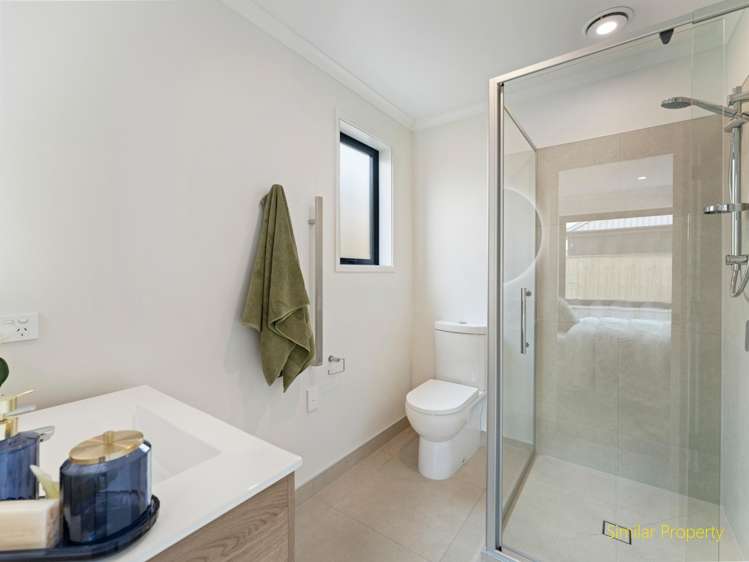 7 Suffolk Down Karaka_13