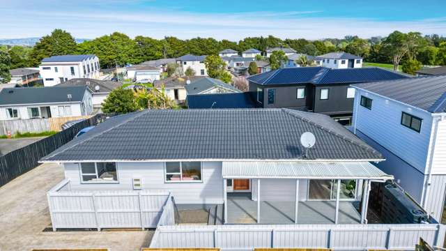 Modern Standalone Home in Wattle Downs – Must Sell