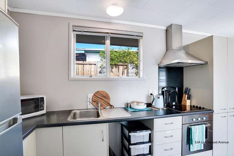 16 & 16A Lancewood Avenue Melville_12