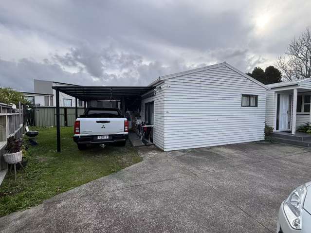 Three bedrooms, Henderson